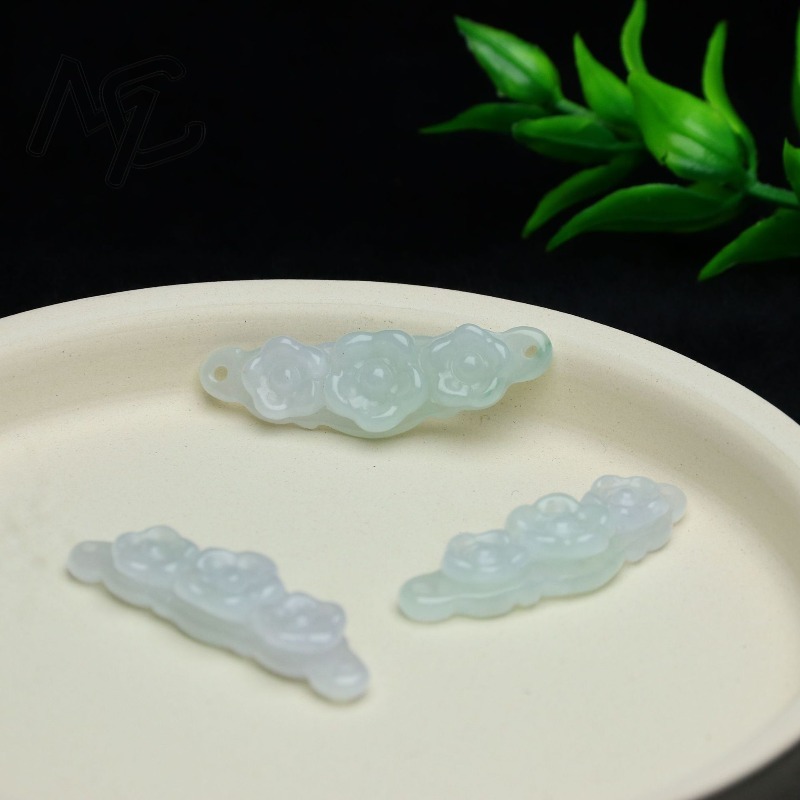 1 peça de Flor de Jadeíta Natu - Luxury Gifts Jewelry & Watches Namfleg Mostar avaliação e preço
